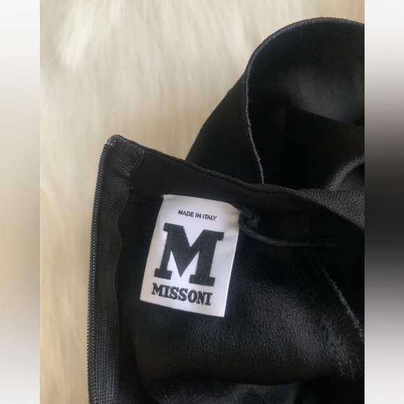 Missoni Crew Neck Knee-Length
Dress - Black Dresses - Picture 13 of 15